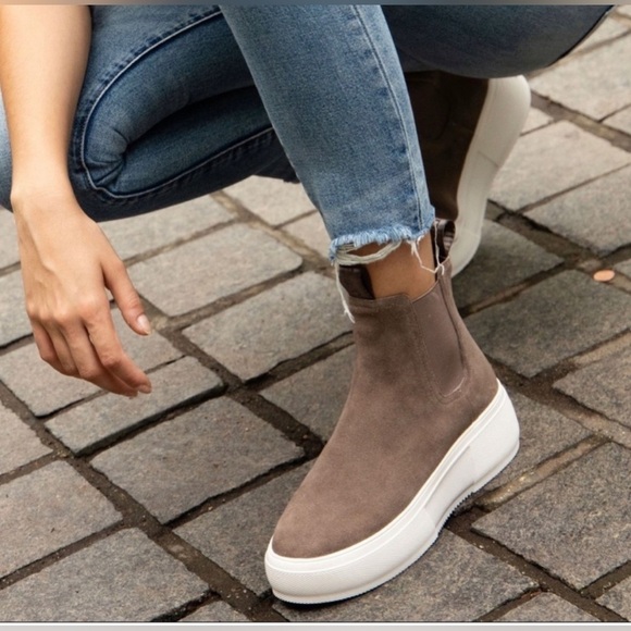 J Slides Shoes - J/SLIDES NYC $170 Women’s Nubuck Hype Waterproof Booties Shoes Boots 8 1/2M NWT
